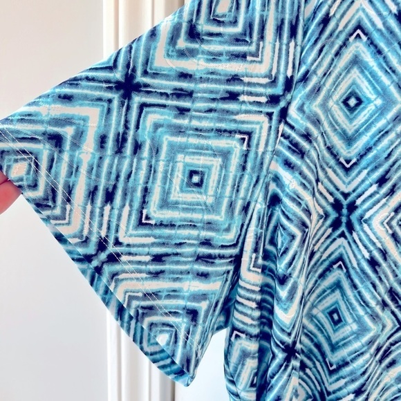 JM Collection multi colored blouse Tie Dye geometric print size 3X - Picture 4 of 9